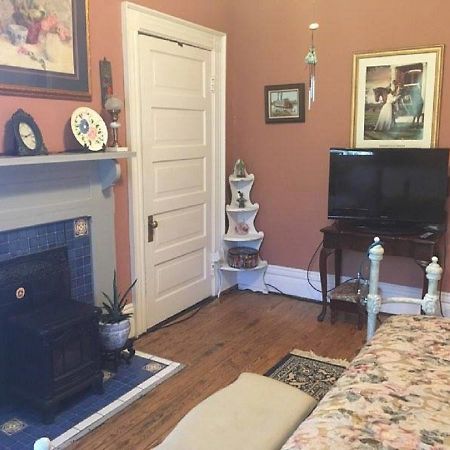 Inn Upon Moon River Plantation Chester 外观 照片
